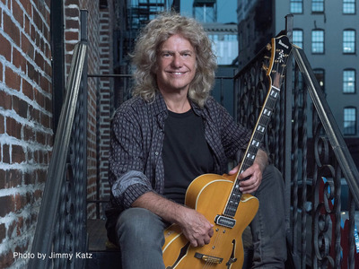 スペシャル・インタビュー】PAT METHENY | News & Features | BLUE 