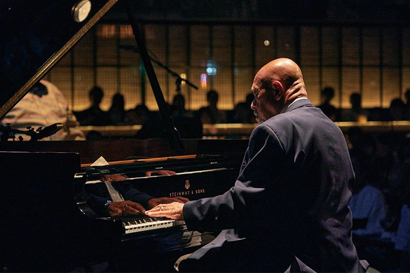 20250421KennyBarron_image001.jpg